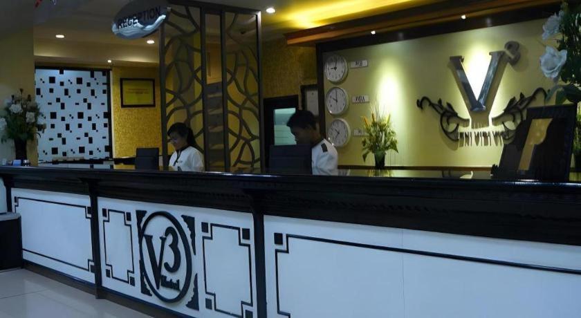 V3 Hotel Sorabaya Extérieur photo
